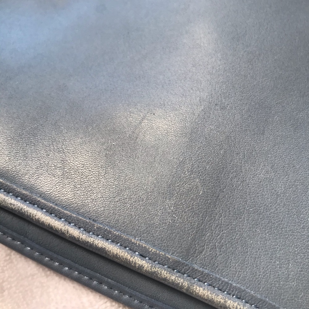 Coach Messenger Hippie Flap #9132 Cross Body - Picture 8 of 10